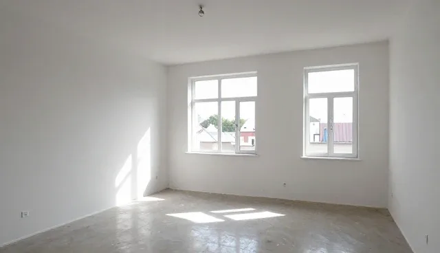 泉州网站制作：自主建站与外包开发的实际取舍